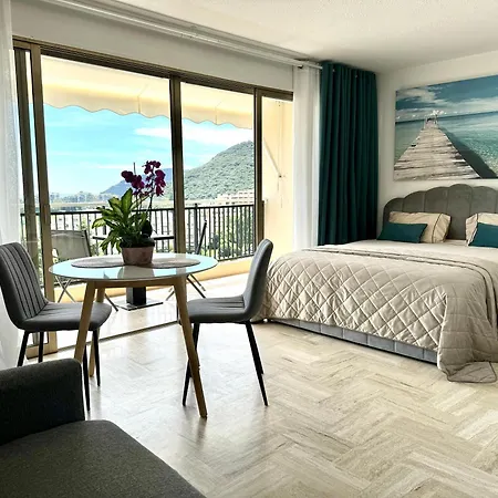 My Resid Cannes Marina Vue *