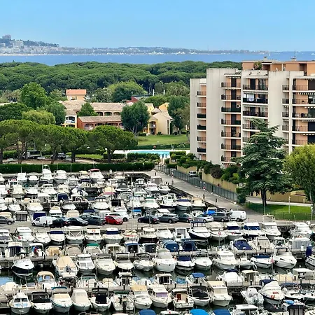 My Resid Cannes Marina Vue Apartment *